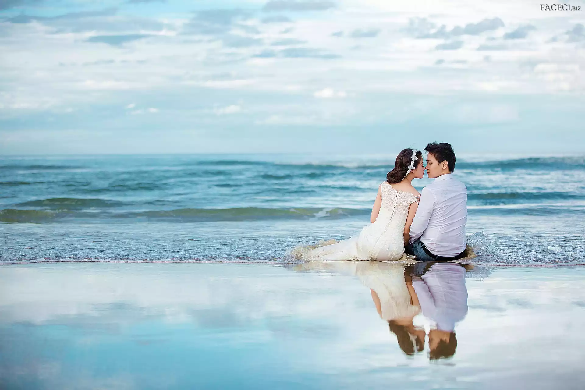 Para młoda, Pocałunek, Ślub, Morze